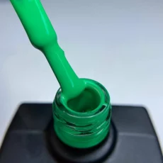 Гель-лак Glow Emerald