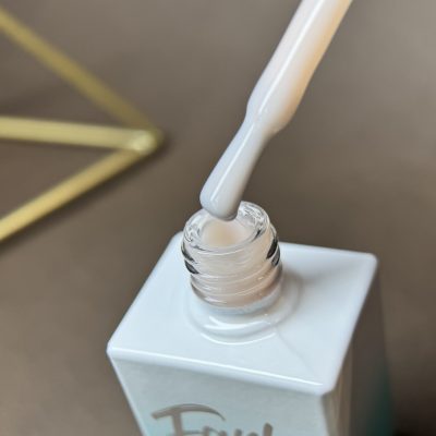 Камуфлирующая база Farb Rubber Base Cover 1, 15 мл