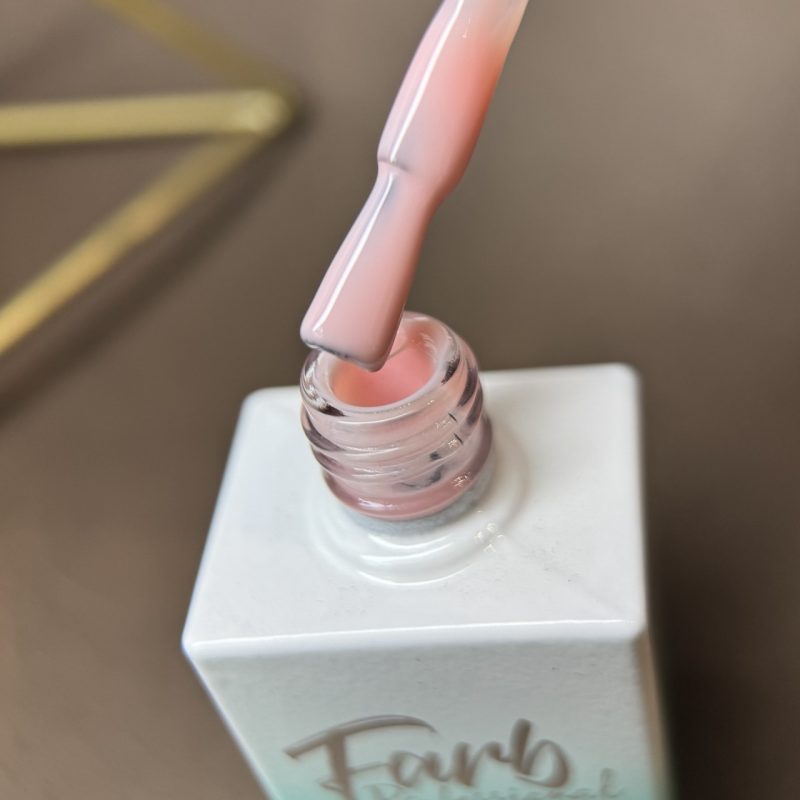 Камуфлирующая база Farb Rubber Base Cover 7, 15 мл