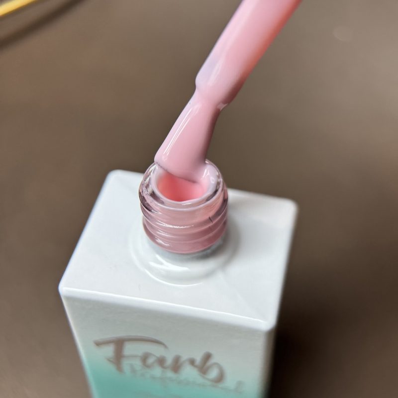 Камуфлирующая база Farb Rubber Base Cover 9, 15 мл