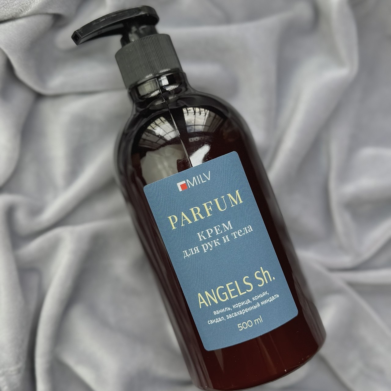 Парфюмированный питательный крем для рук и тела с живицей. ANGELS Sh. 500 мл Парфюмированный питательный крем для рук и тела с живицей. ANGELS Sh. 500 мл Milv