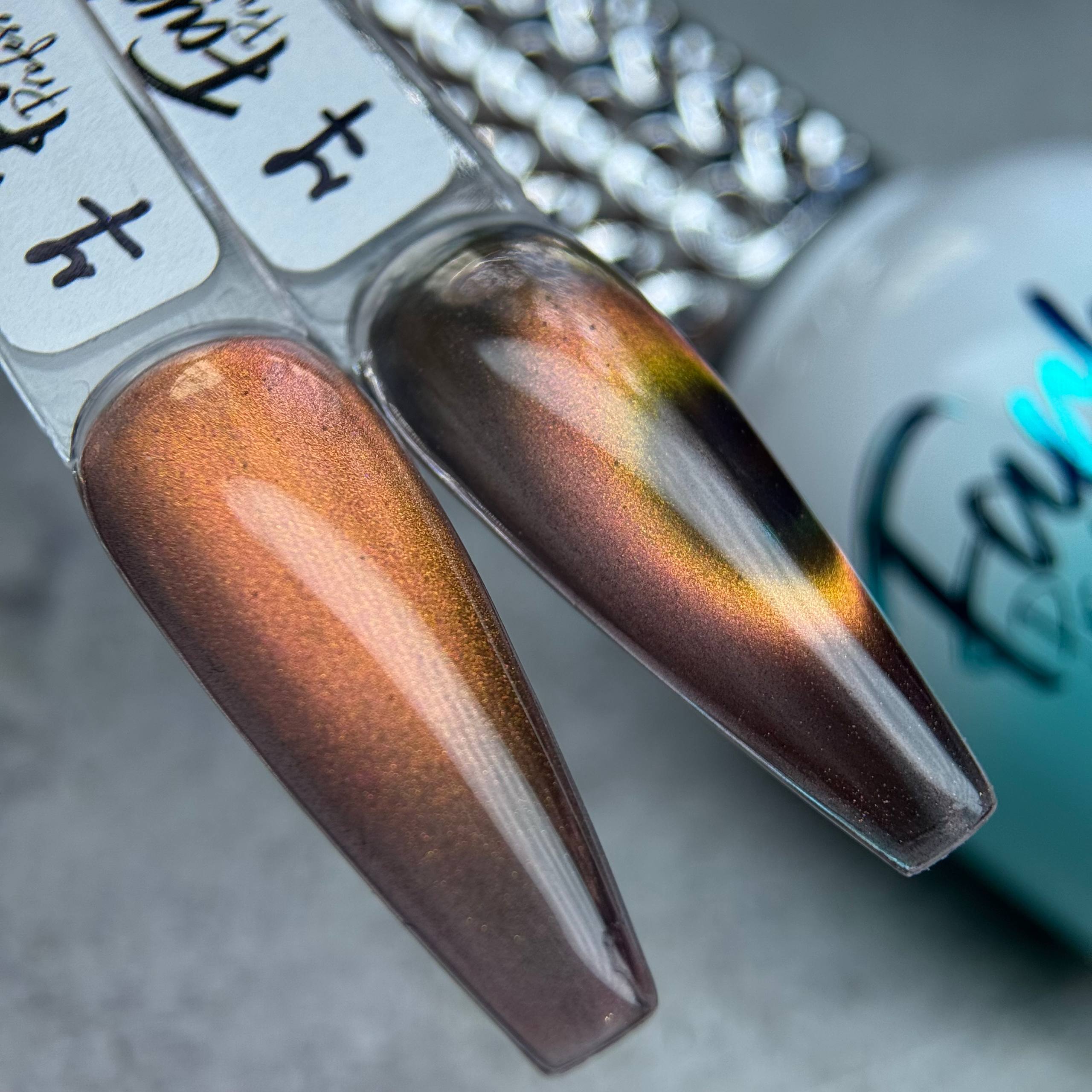 Гель-лак кошачий глаз Farb Aurora 7, 11 мл