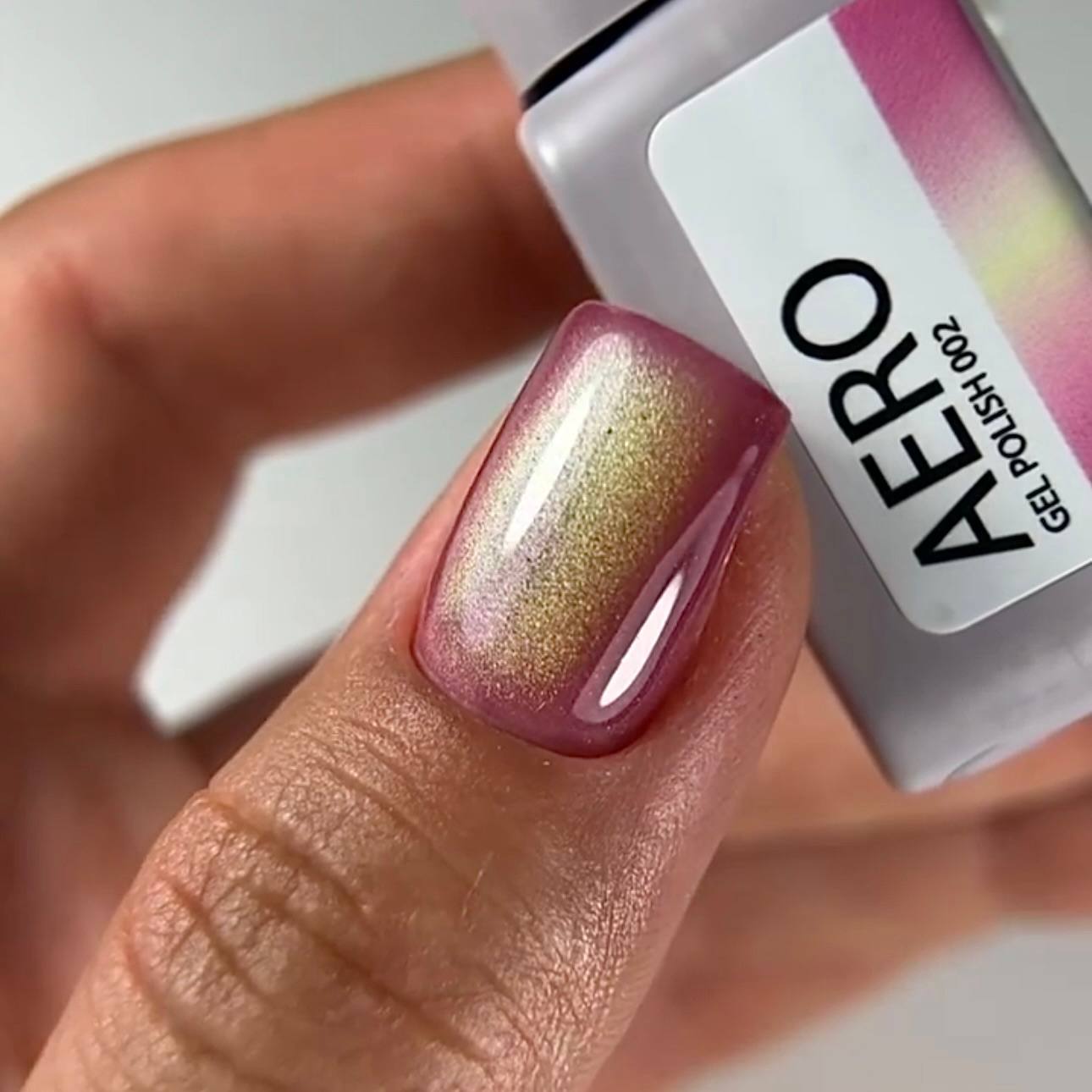 Гель-лак кошачий глаз Ta2 AERO 002, 9 мл