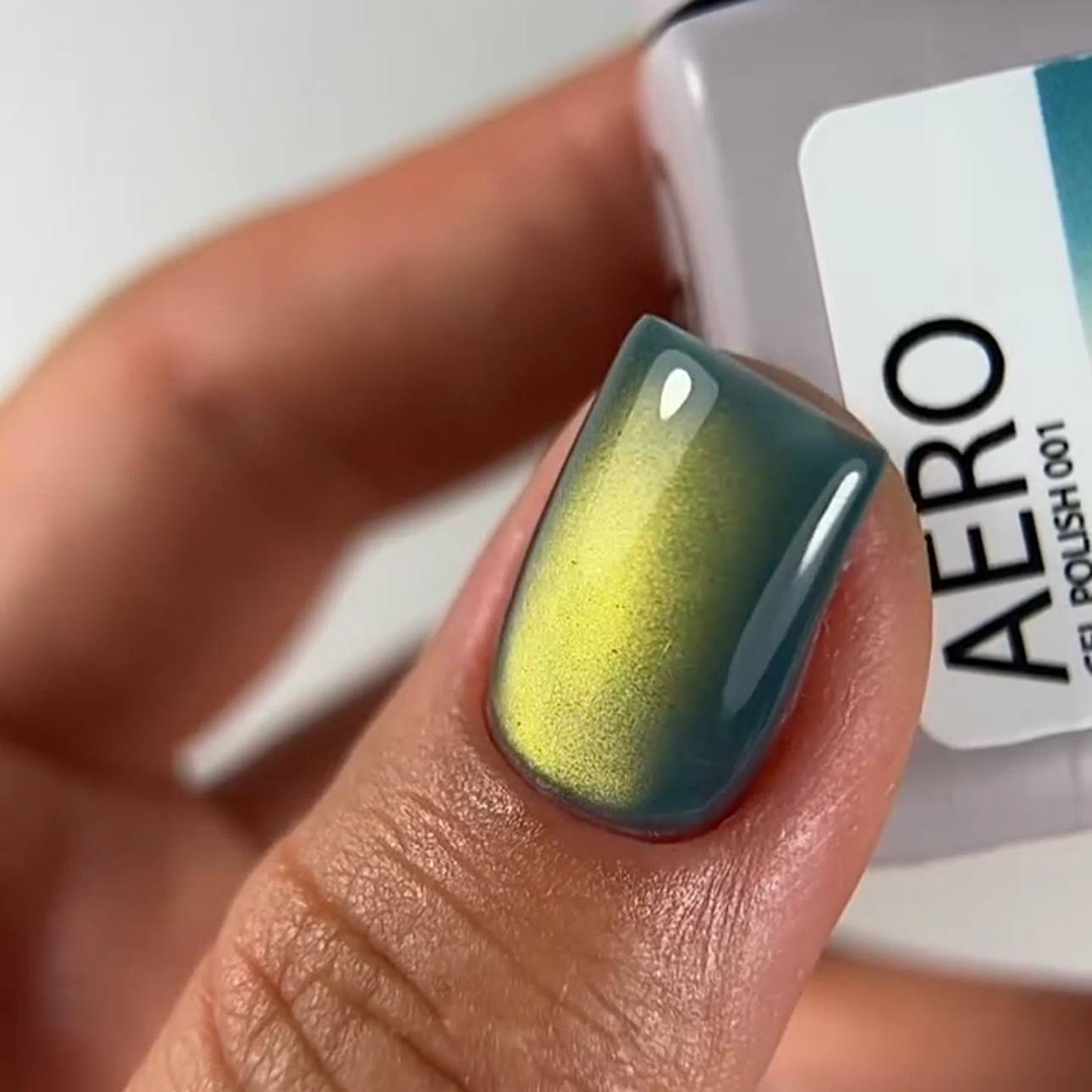 Гель-лак кошачий глаз Ta2 AERO 001, 9 мл