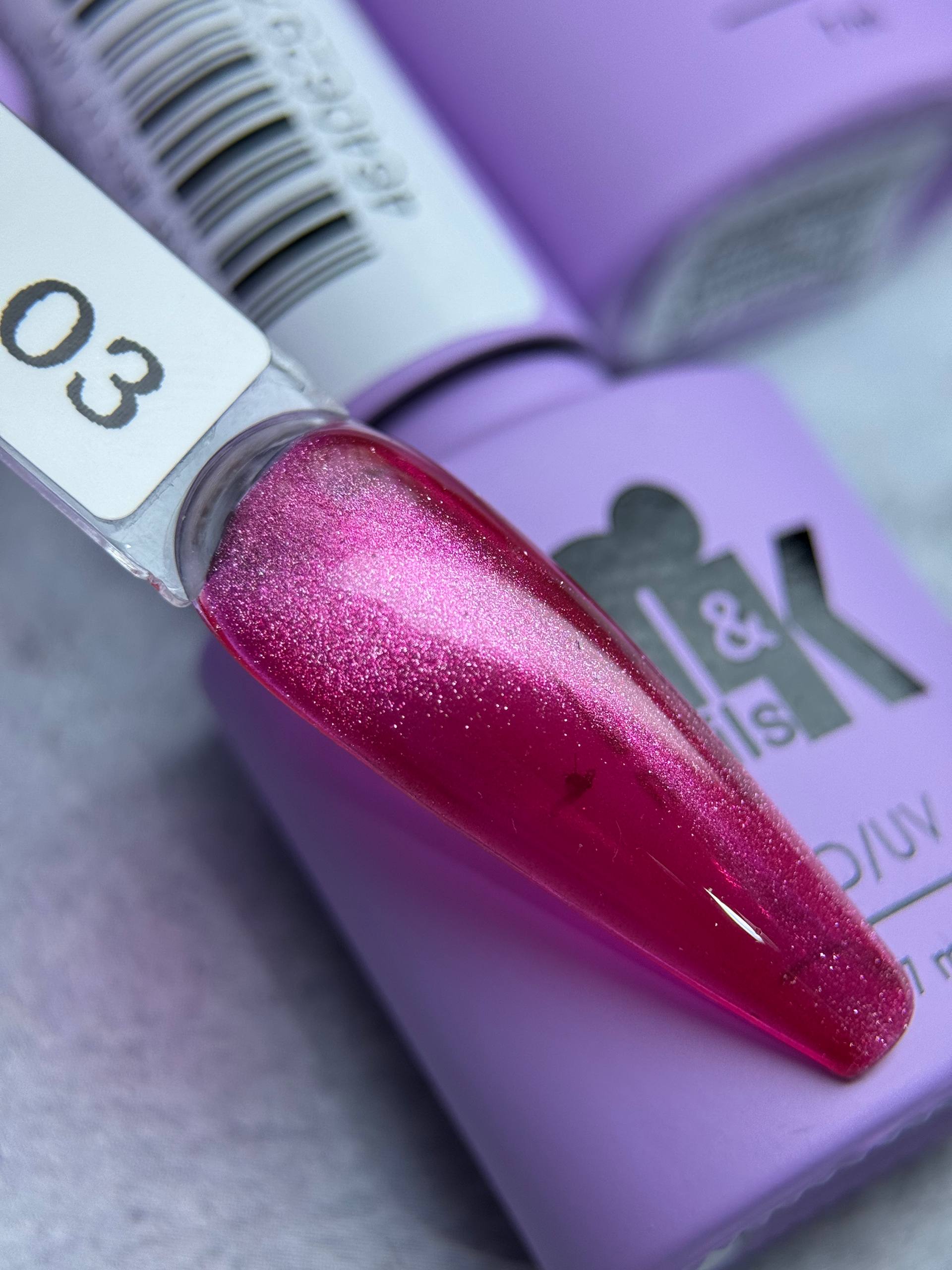 Гель-лак кошачий глаз M&K Nails Molecule Rose Cat 03, 7 мл
