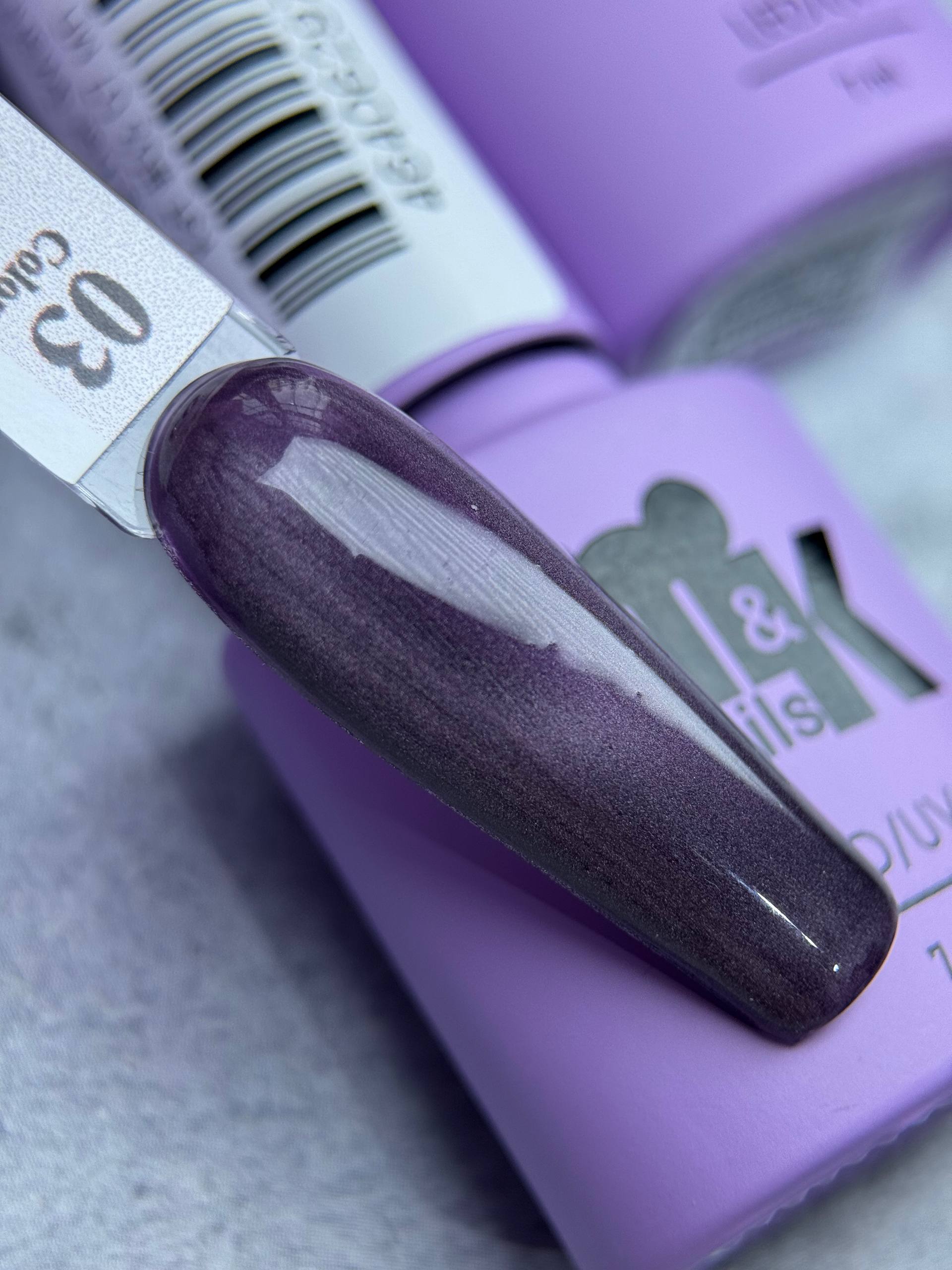 Гель-лак кошачий глаз M&K Nails Midnight Plum Cat 3, 7 мл