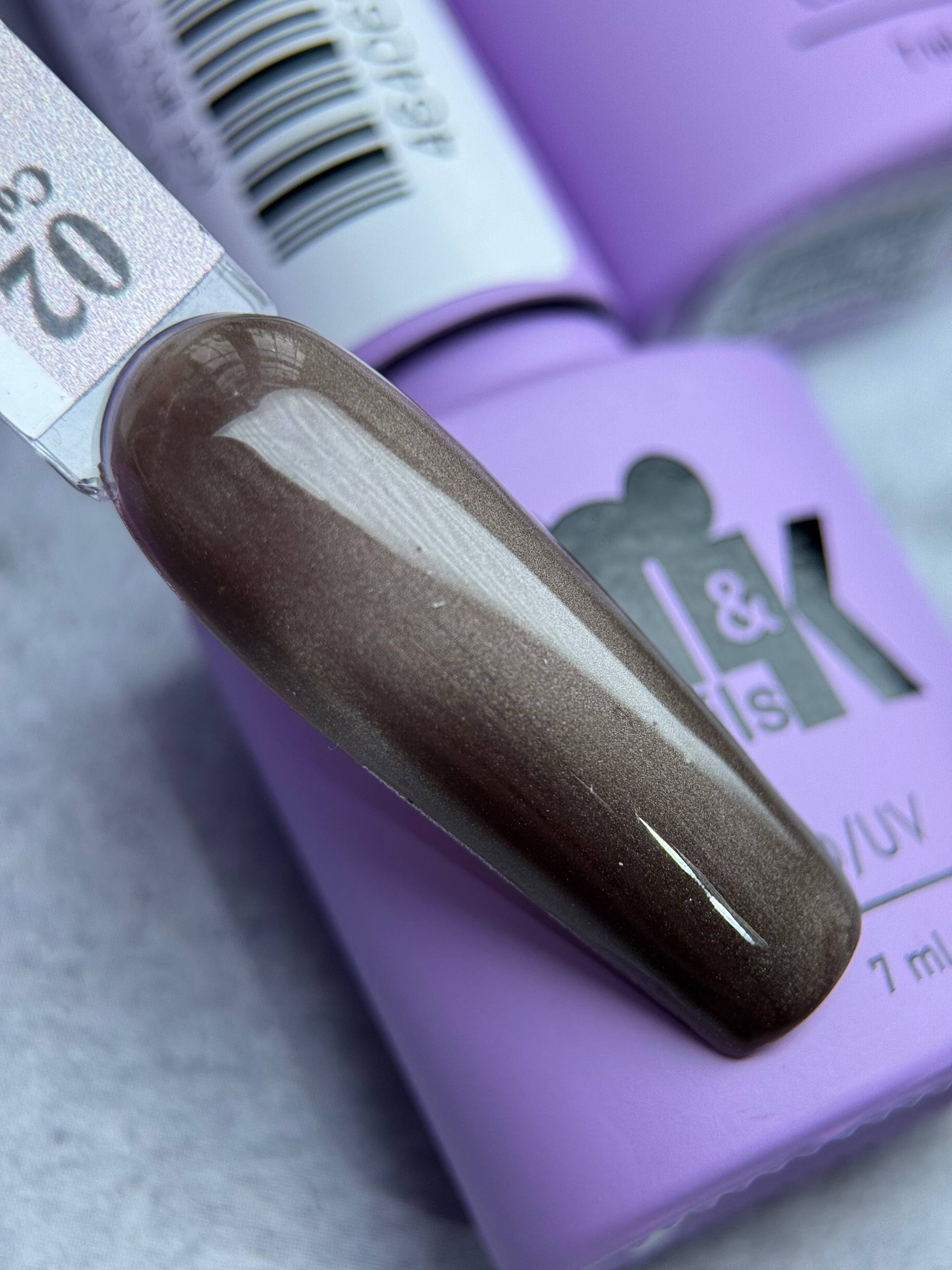 Гель-лак кошачий глаз M&K Nails Midnight Brown Cat 02, 7 мл