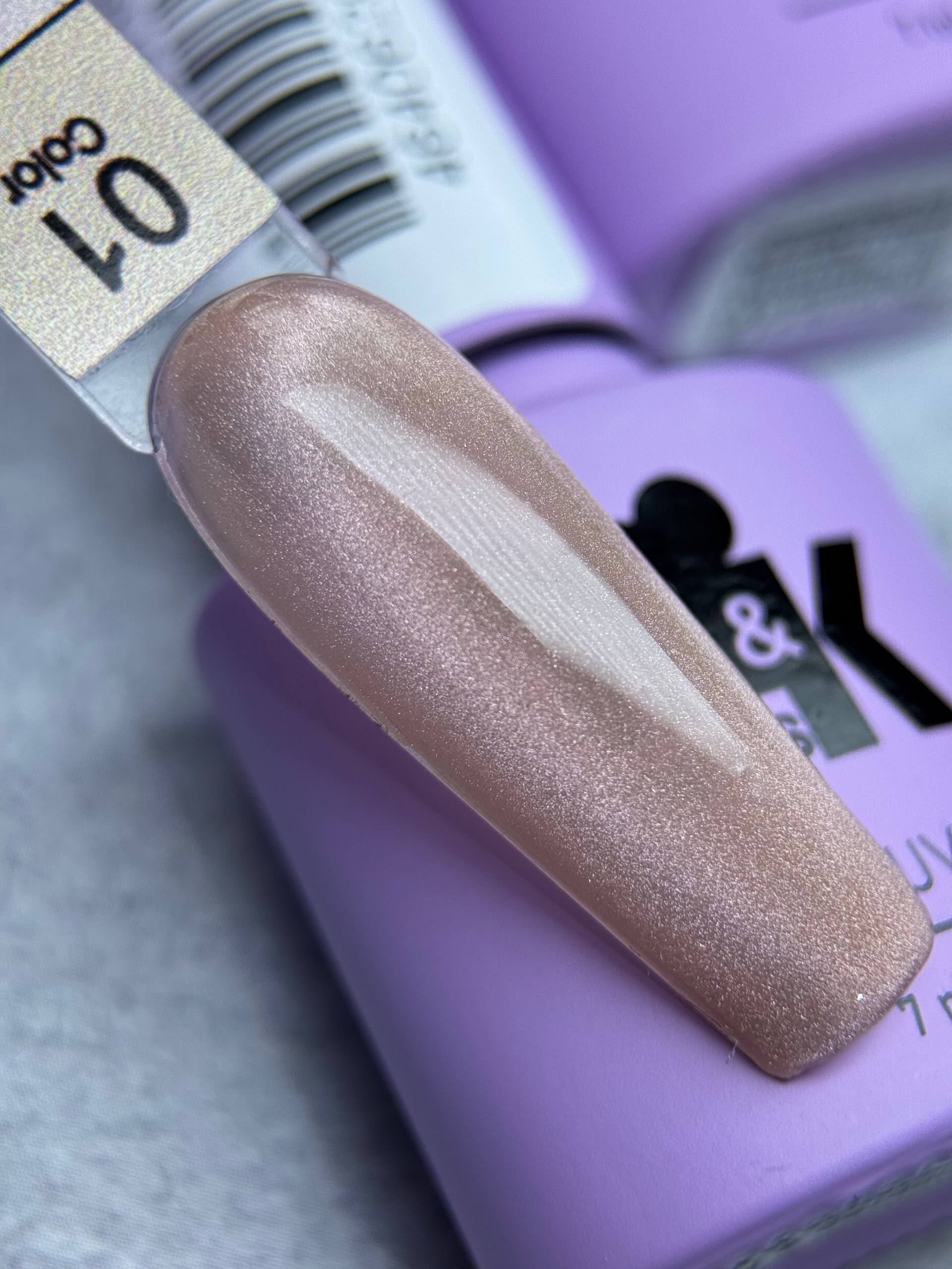 Гель-лак кошачий глаз M&K Nails Tea Rose 01, 7 мл