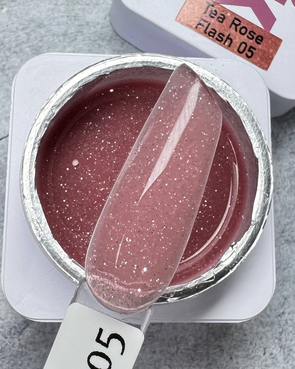 Гель M&K Nails светоотражающий Tea Rose Flash 05, 15 мл